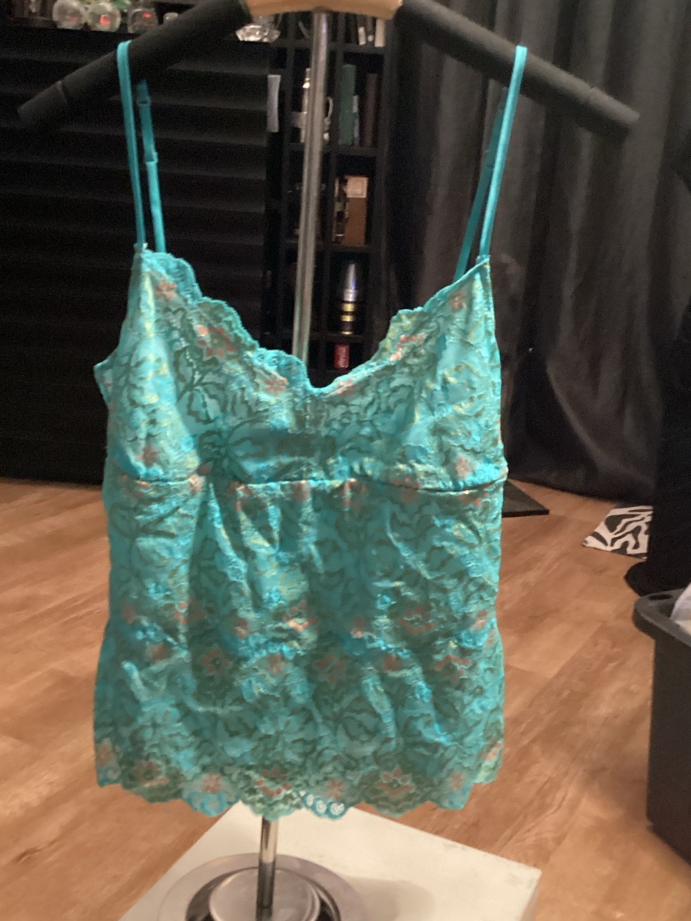 Cosabella - Beautiful turquoise lace shell - size L